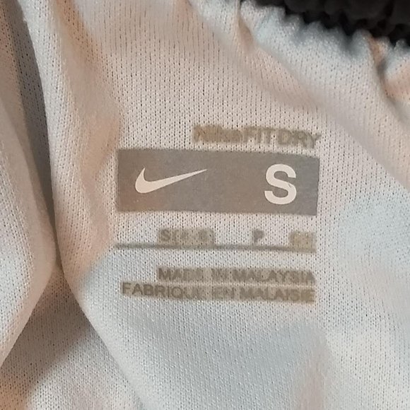 Nike * Lightweight Athletic Shorts, EUC! - Picture 6 of 8